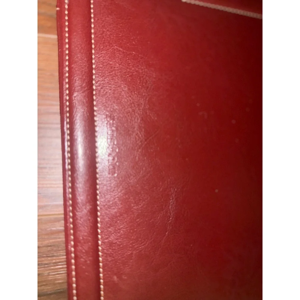 Samsonite Burgundy Faux Leather Tri-Fold Portfolio Organizer with Calculator